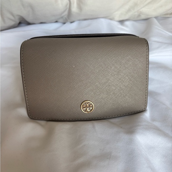 Tory Burch Taupe Leather Wallet - Picture 12 of 13
